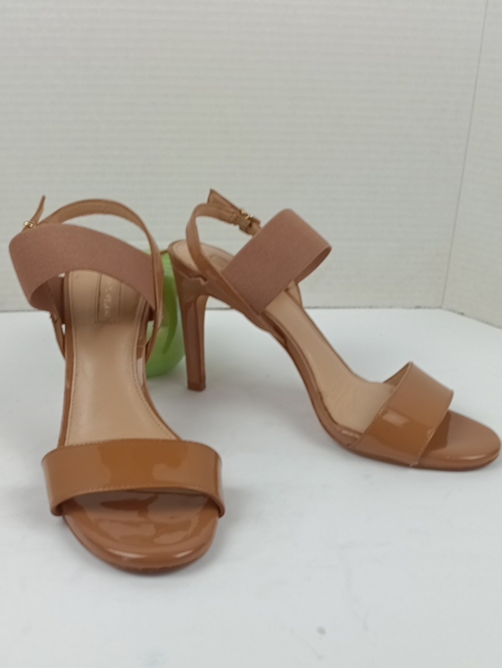 ANTONIO MELANI Women's Tan Patent Slingback High Heel Sandals sz 8.5